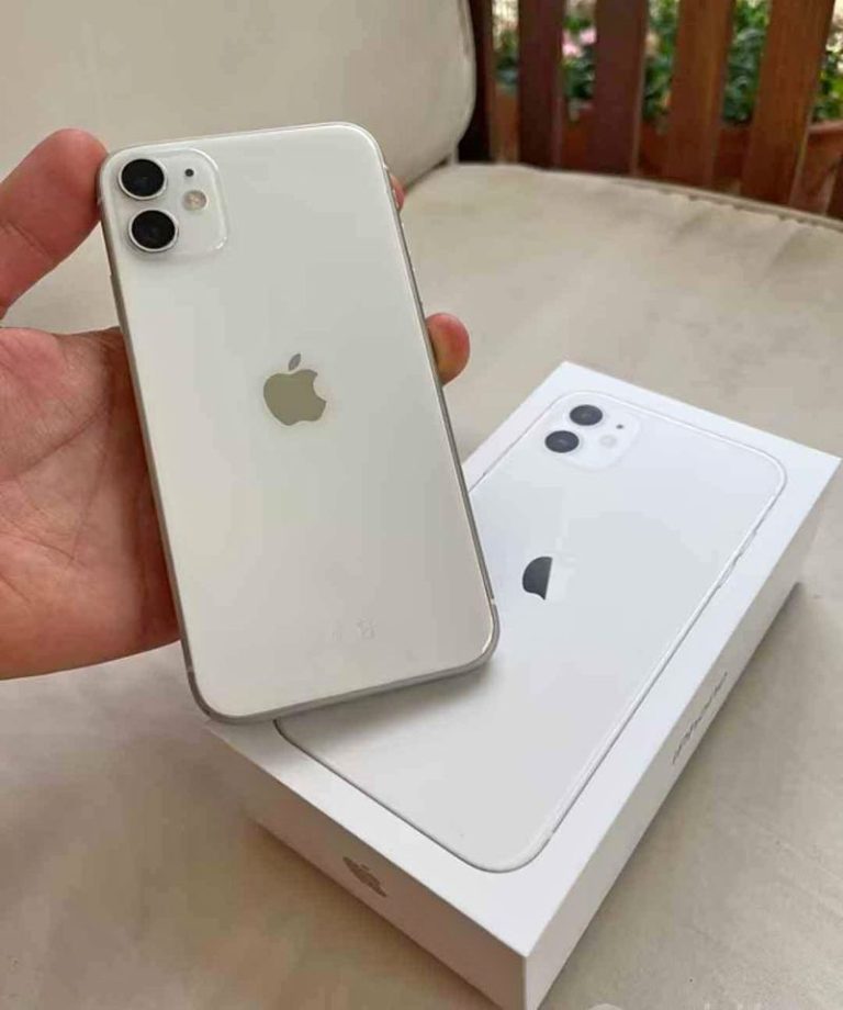 Apple iPhone 11 128GB photo review